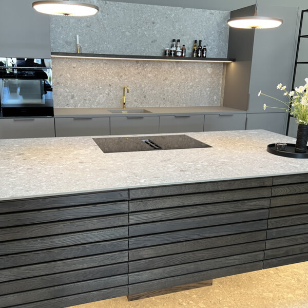 Basic+ Ceppo Di Grey Mat | Keramik bordplade fra Billeschou A/S